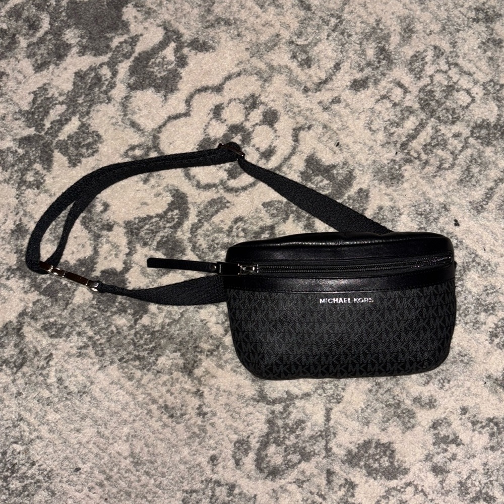 Michael Kors black belt bag
